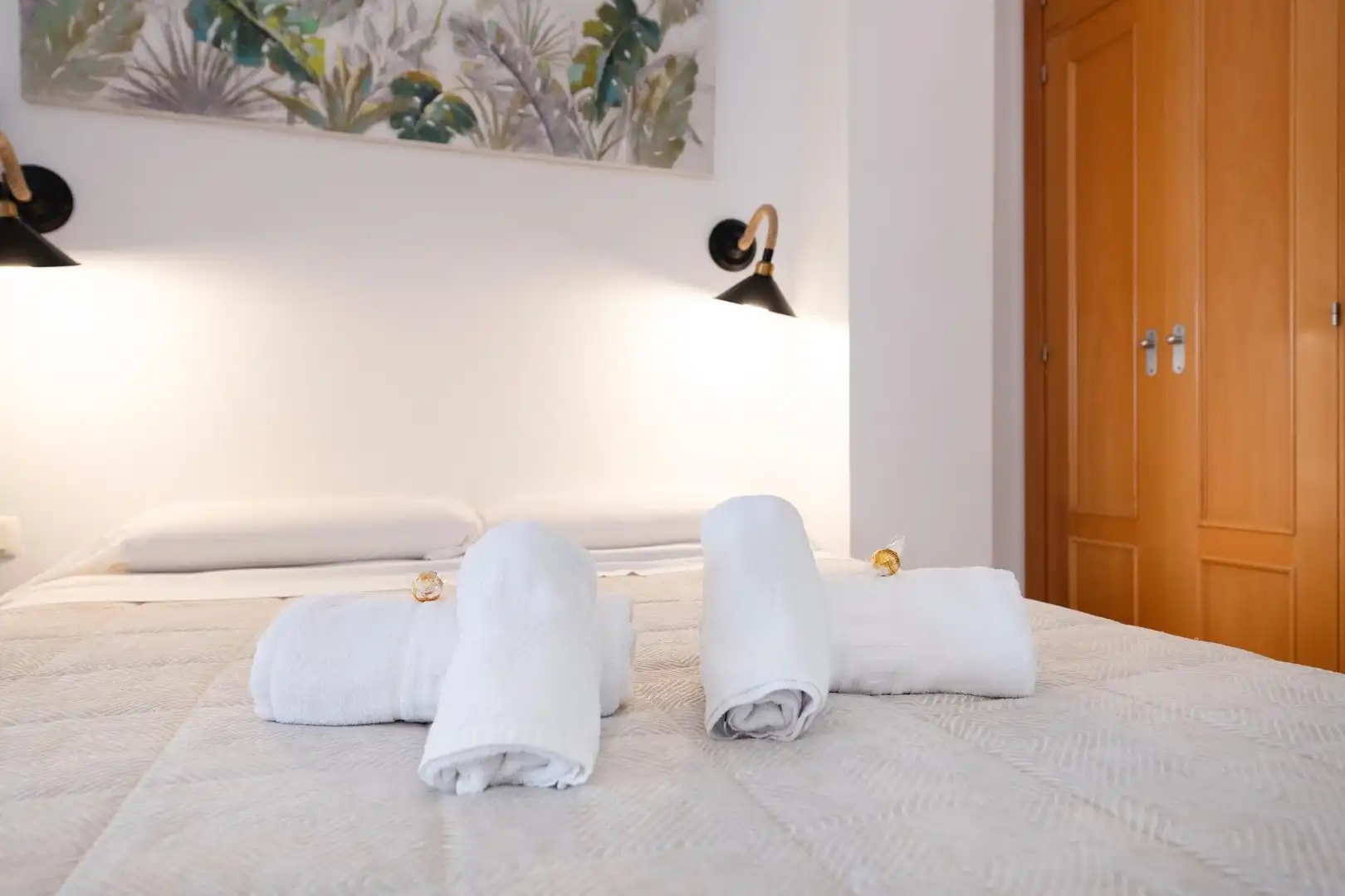 Bedroom of Study for sale in Rincón de la Victoria  with Air Conditioner, Terrace and Furnished