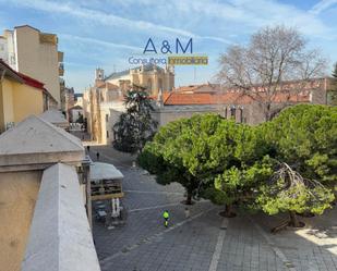 Vista exterior de Àtic de lloguer en Valladolid Capital amb Calefacció, Terrassa i Traster