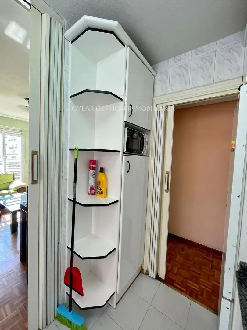Cocina de Piso en venta en Salamanca con Calefacción, Terraza y Amueblado