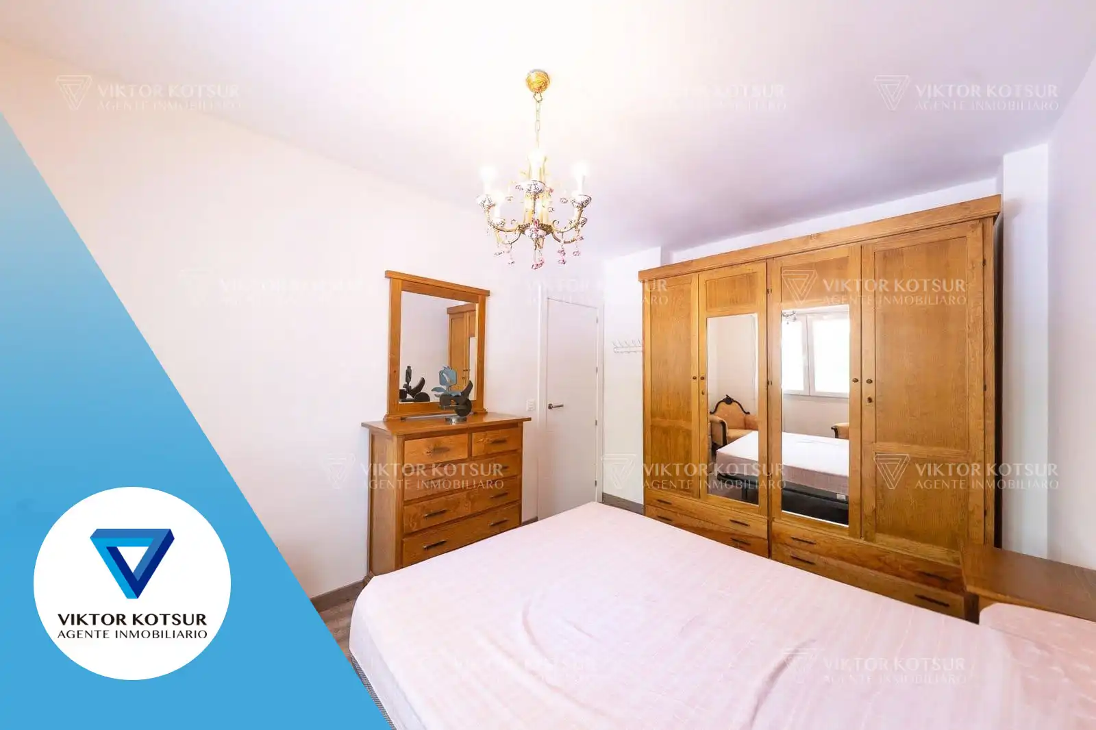 Dormitori de Apartament en venda en Roquetas de Mar amb Aire condicionat, Parquet i Terrassa