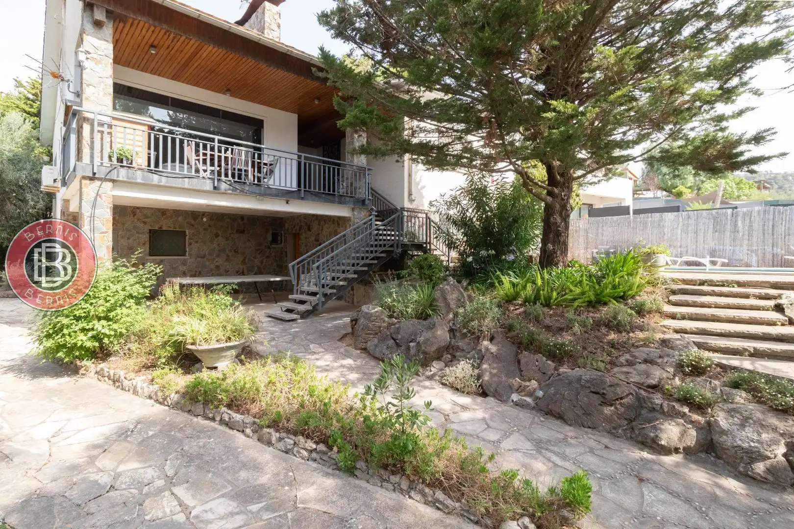 Vista exterior de Casa o chalet en venta en Begues con Aire acondicionado, Calefacción y Jardín privado