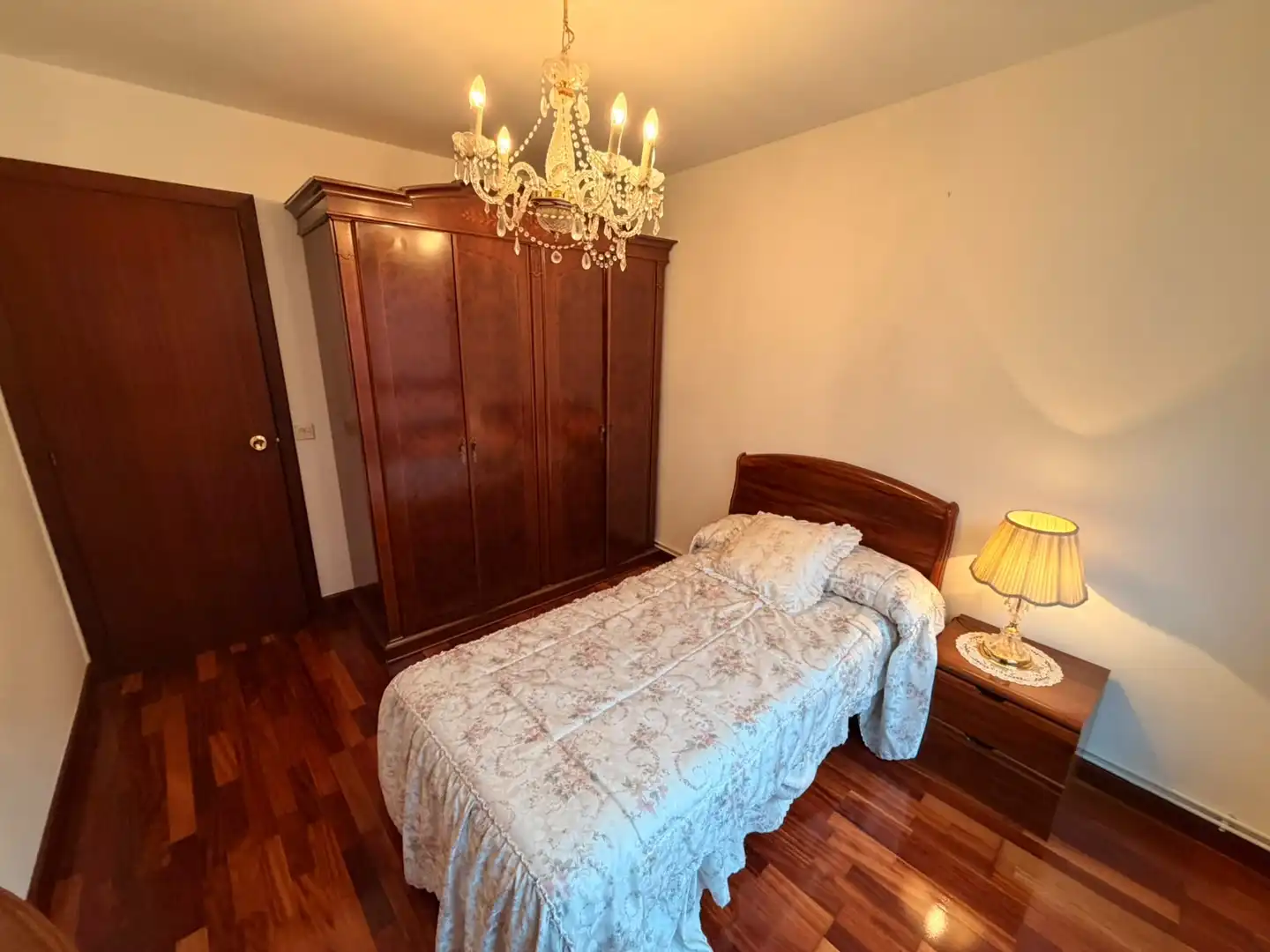 Bedroom of Flat for sale in Cruces