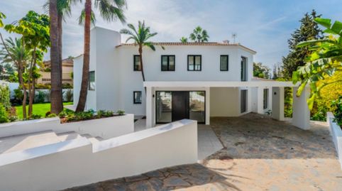 Villa de 5 dormitorios y 6 baños en exclusiva zona de El Paraiso, Estepona, imatge 4