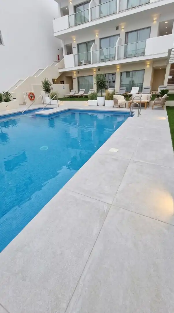 Apartament amb piscina en venda a Benalmádena pueblo, imagen 9