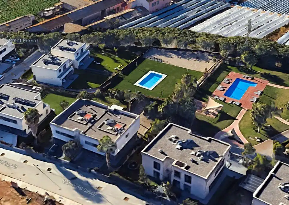 Vista exterior de Casa adosada en venta en Mataró con Aire acondicionado, Calefacción y Jardín privado