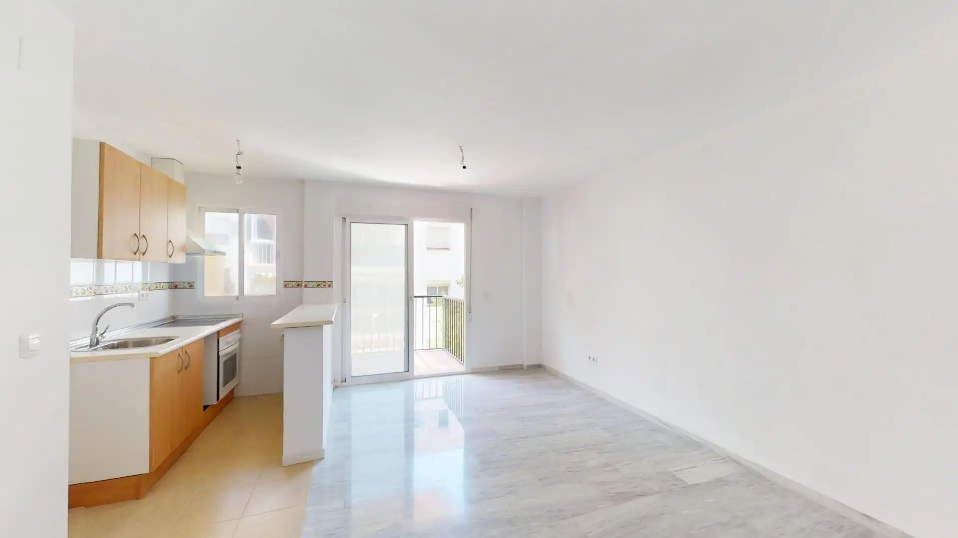 Cuina de Pis en venda en Fuengirola amb Terrassa