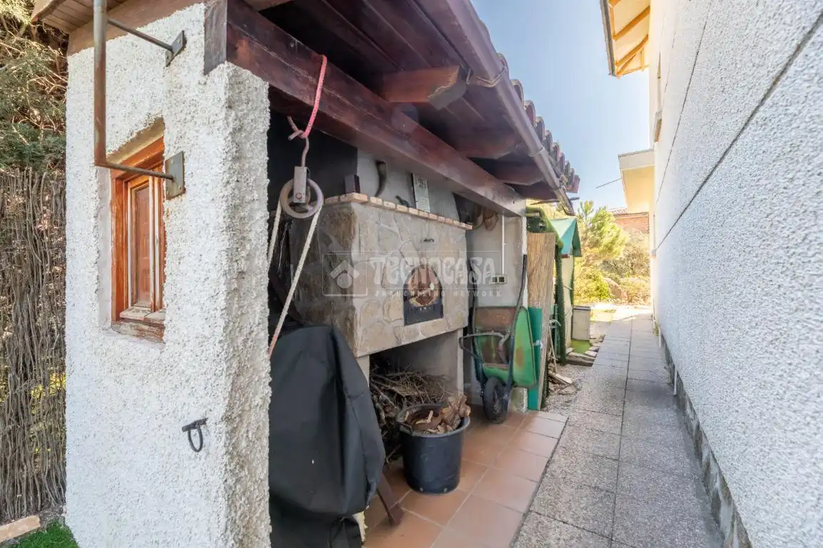 Vista exterior de Casa o chalet en venta en Torrelodones con Calefacción, Jardín privado y Piscina