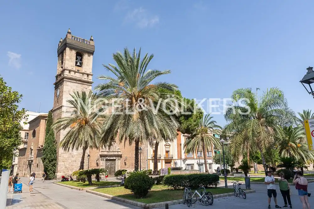 Vista exterior de Pis de lloguer en Valencia amb Aire condicionat i Calefacció