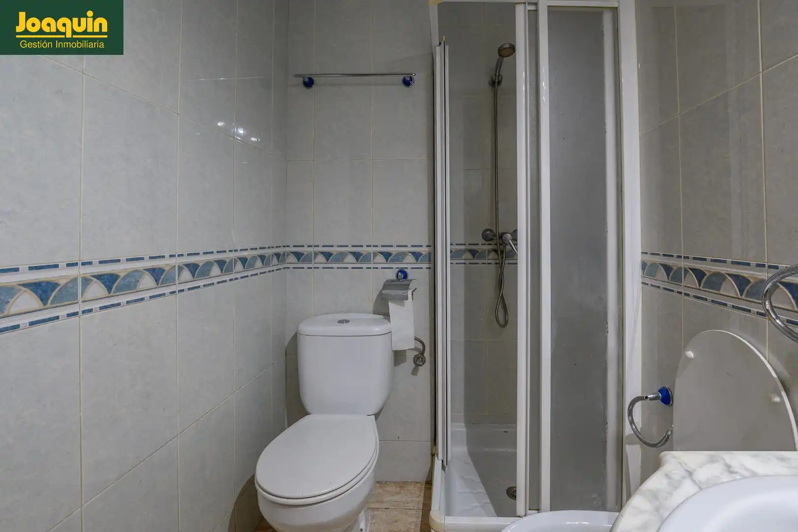 Bany de Pis en venda en Córdoba amb Aire condicionat i Terrassa