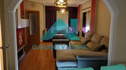 Foto 2 de Casa adosada en venta en Mejostilla, Cáceres