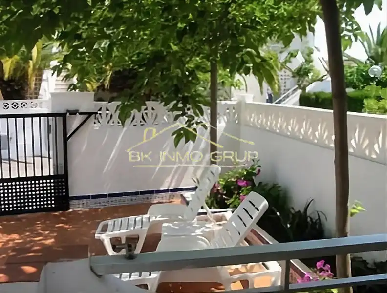 Terrassa de Apartament en venda en Peñíscola / Peníscola amb Terrassa, Moblat i Piscina comunitària