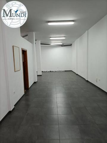 Local comercial en Venta en Calle Reyes Católicos en El Charco - Las Salinas