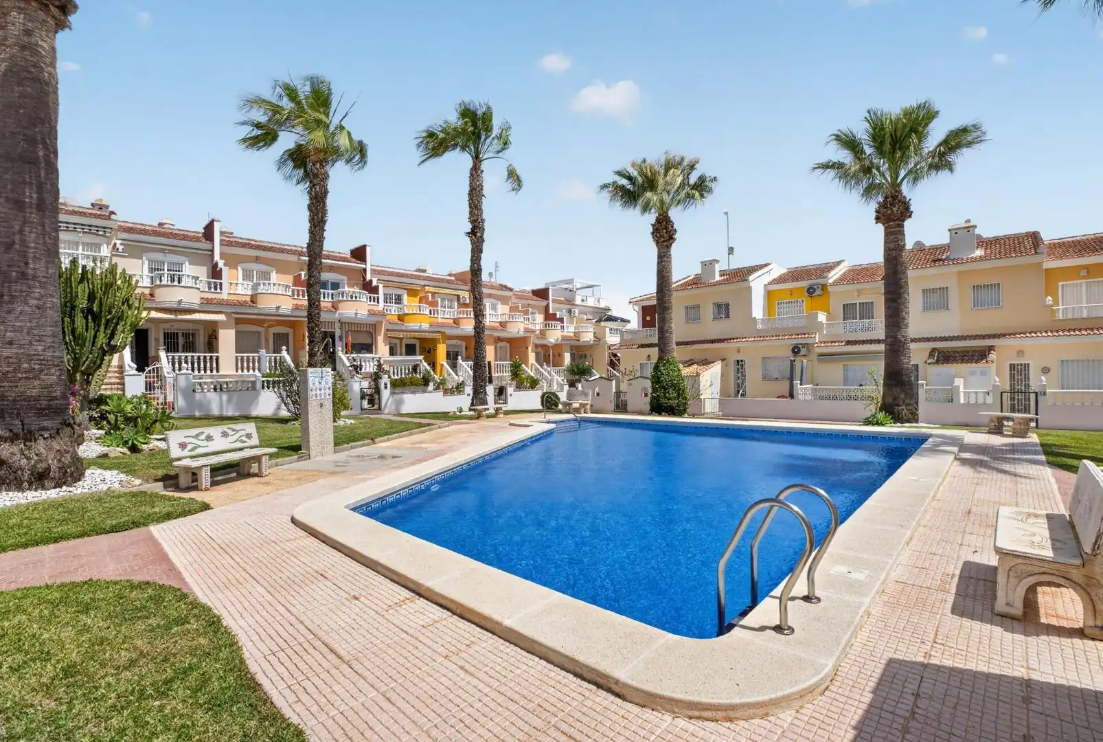 Piscina de Casa adosada en venta en Rojales con Aire acondicionado, Jardín privado y Terraza