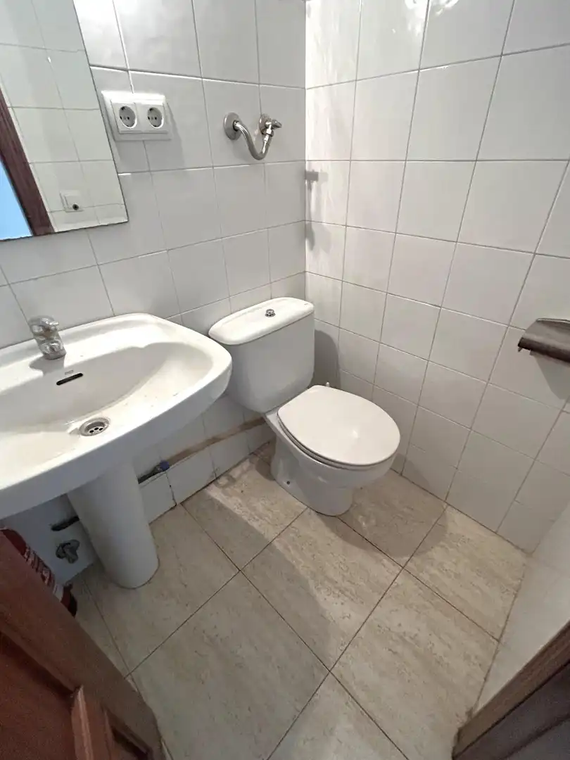 Badezimmer von Geschaftsraum zur Miete in Barcelona