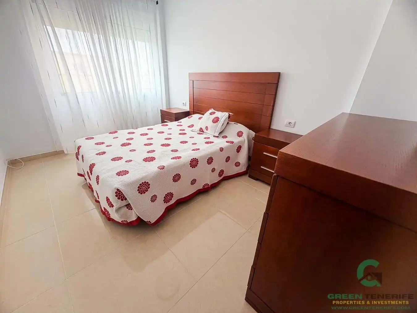 Habitación de Piso en venta en Arona con Terraza, Amueblado y Balcón