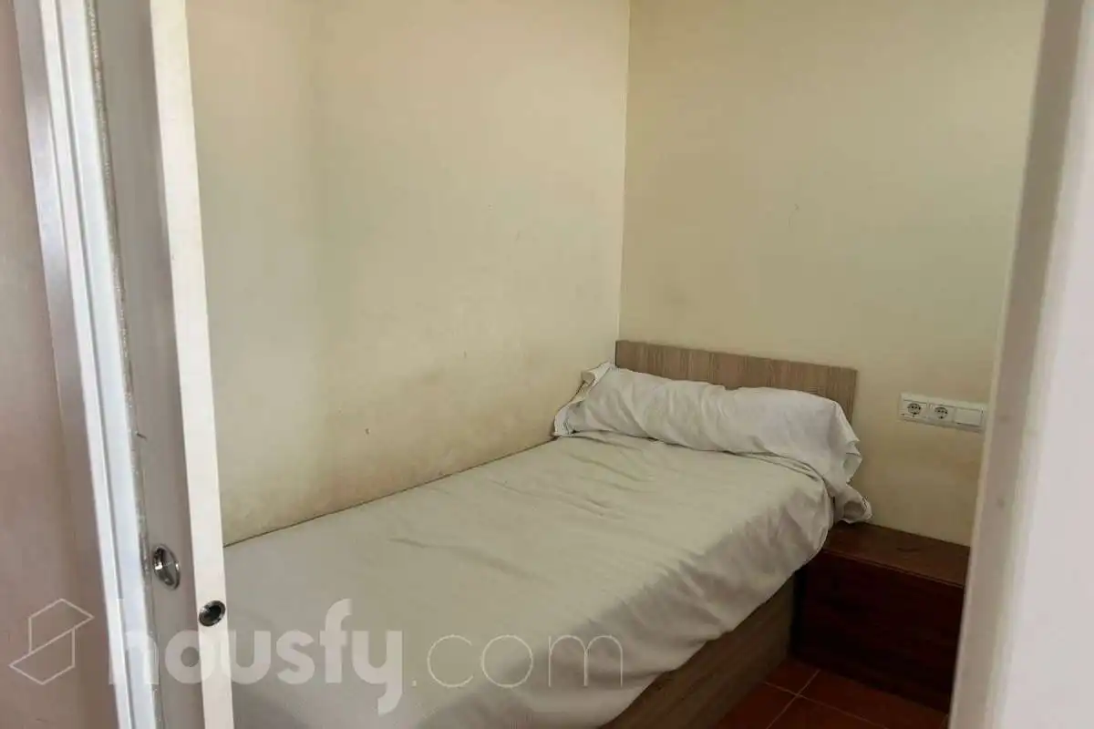Flat for rent in Calle Río Mesa, Manantiales - Estación de Autobuses
