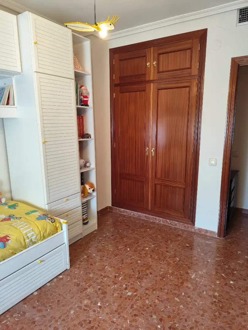 Casa adosada en venta en Mérida con Amueblado
