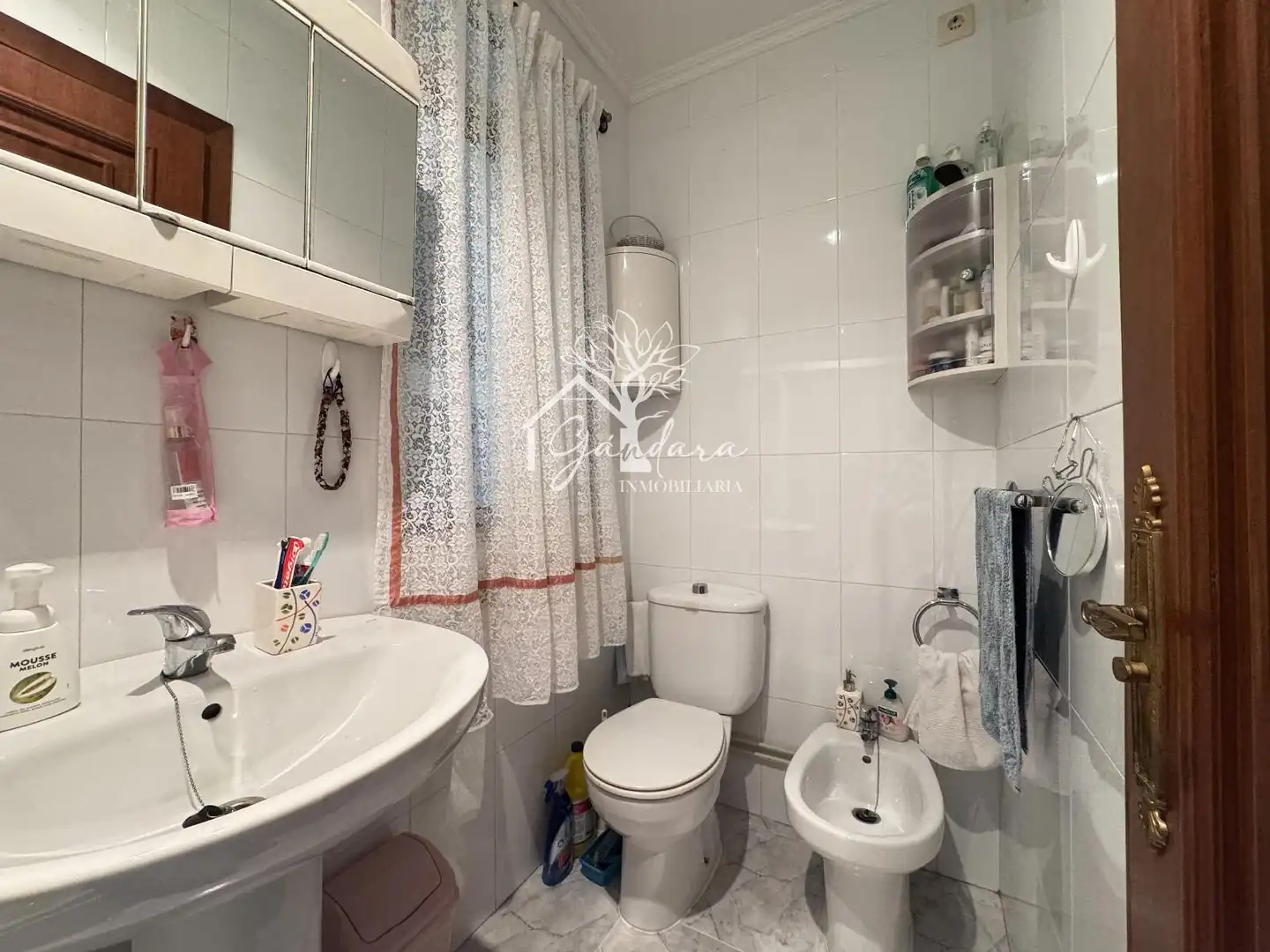 Baño de Piso en venta en Ferrol con Calefacción, Terraza y Trastero