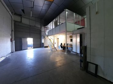 Nave industrial en venta en Carrer Carmen Morelló 10