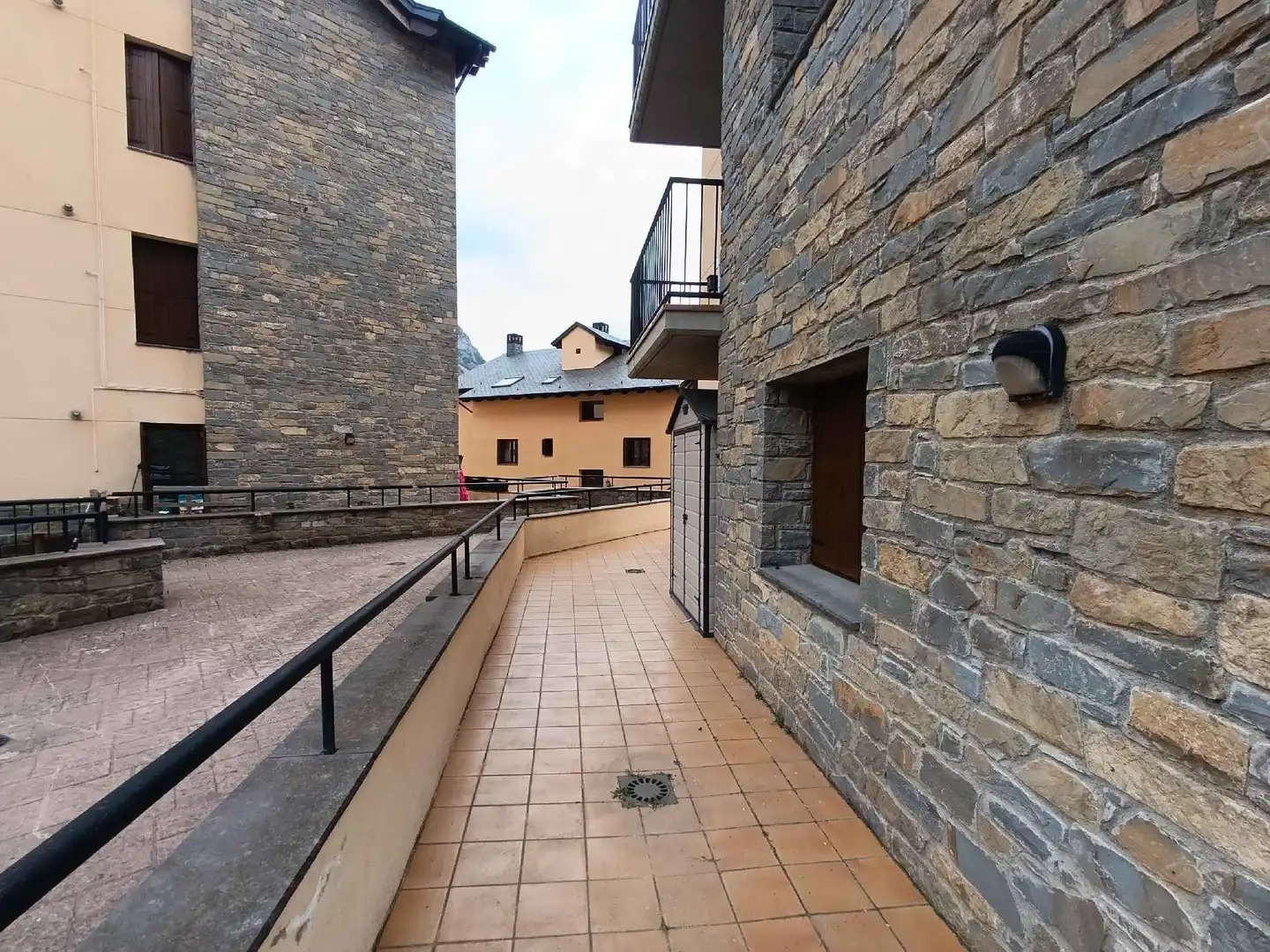 Terrassa de Pis en venda en Castejón de Sos amb Calefacció, Terrassa i Traster