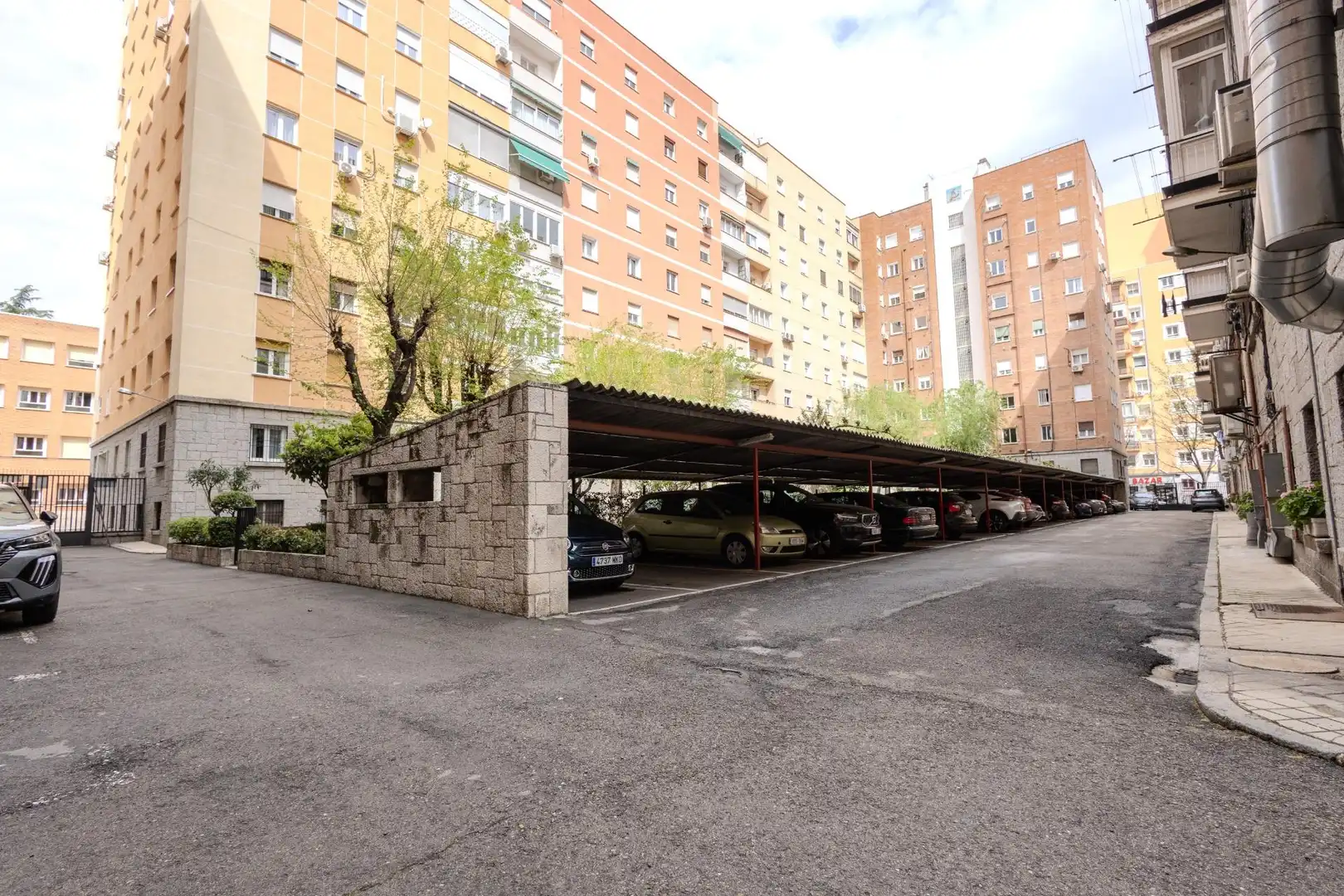 Parking de Piso en venta en Madrid con Aire acondicionado, Calefacción y Terraza