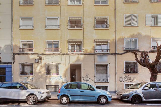 Piso en Venta en C/ Joan Maragall en Estació del Nord