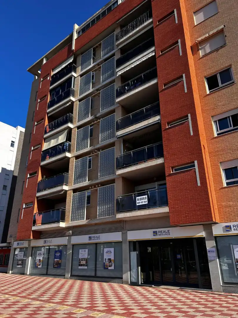 Terraza de Piso de alquiler en Murcia con Aire acondicionado, Piscina y Amueblado