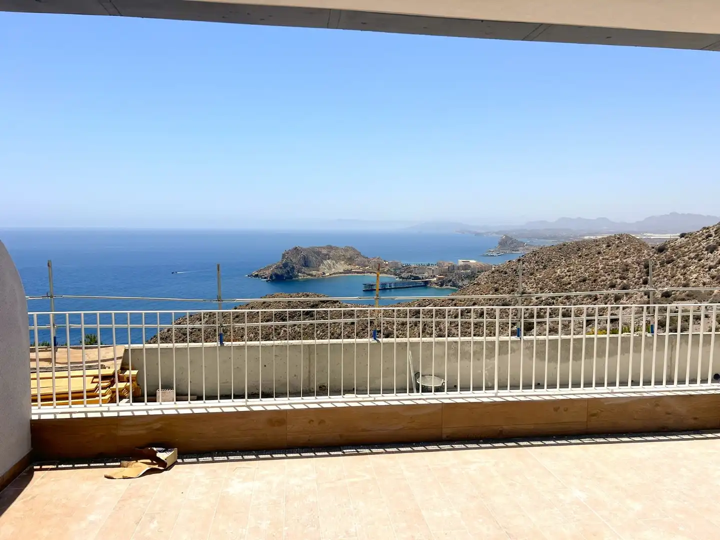 Vista exterior de Apartamento en venta en Águilas con Aire acondicionado, Terraza y Trastero