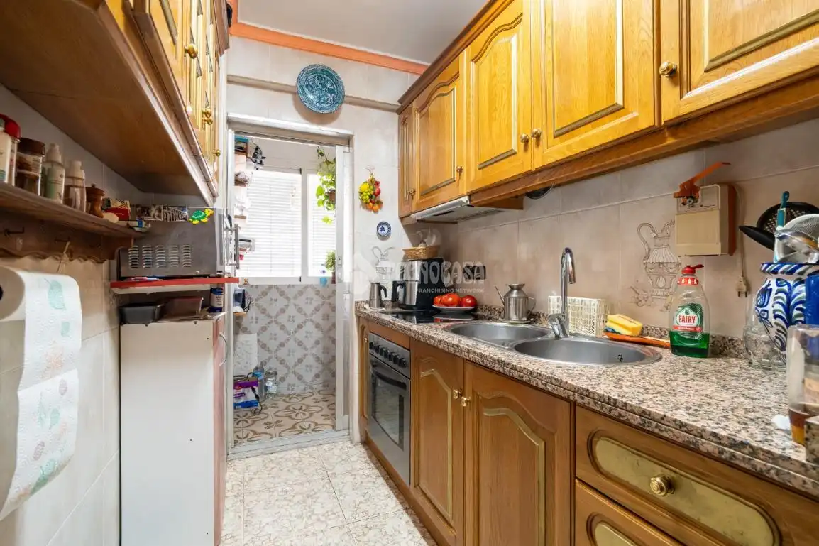 Kitchen of Flat for sale in Granada  with Air Conditioner, Heating and Terrace