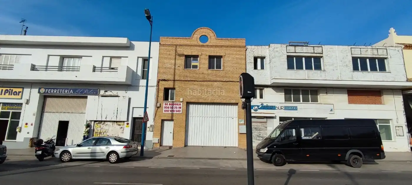 Local comercial de lloguer a Avenida Reyes Católicos 21, imagen 7