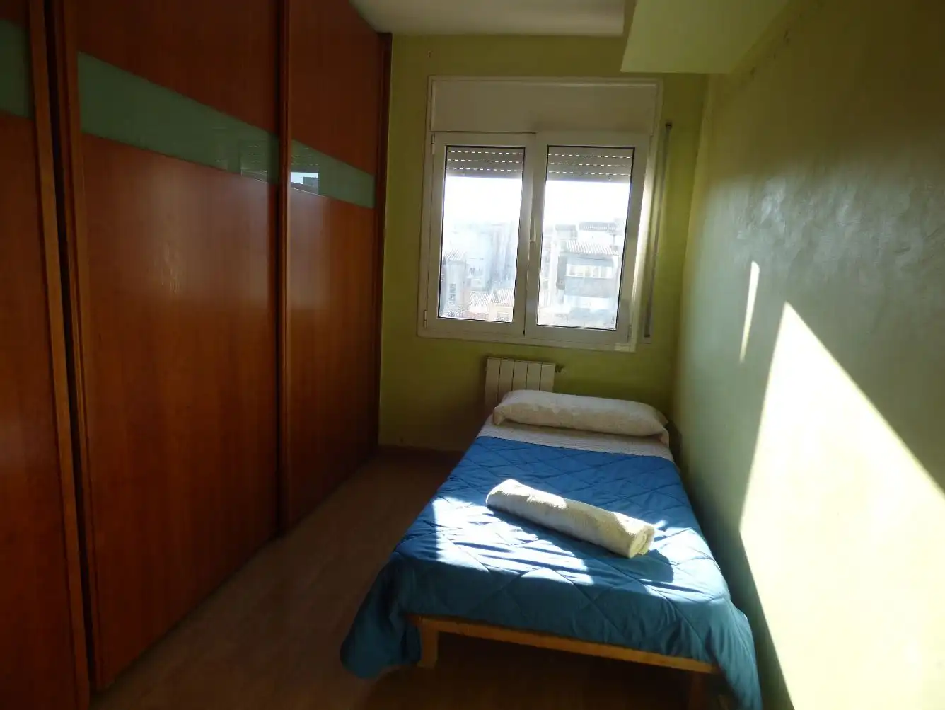 Schlafzimmer von Wohnung zur Miete in Girona mit Heizung, Parkett und Terrasse