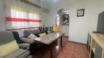 Living room of House or chalet for sale in San Juan de Aznalfarache  with Air Conditioner, Terrace and Balcony