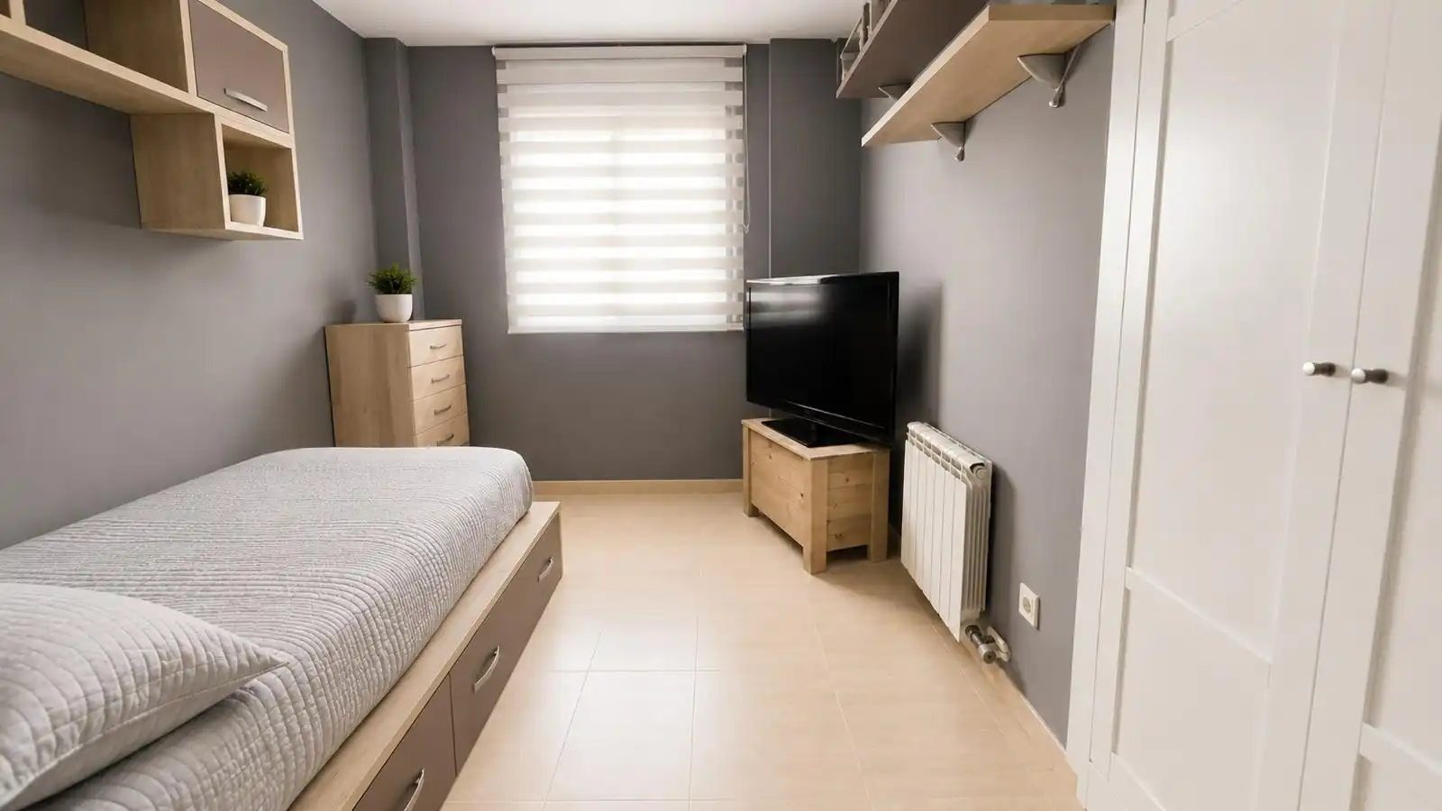 Bedroom of Attic for sale in Ripollet  with Air Conditioner, Heating and Terrace