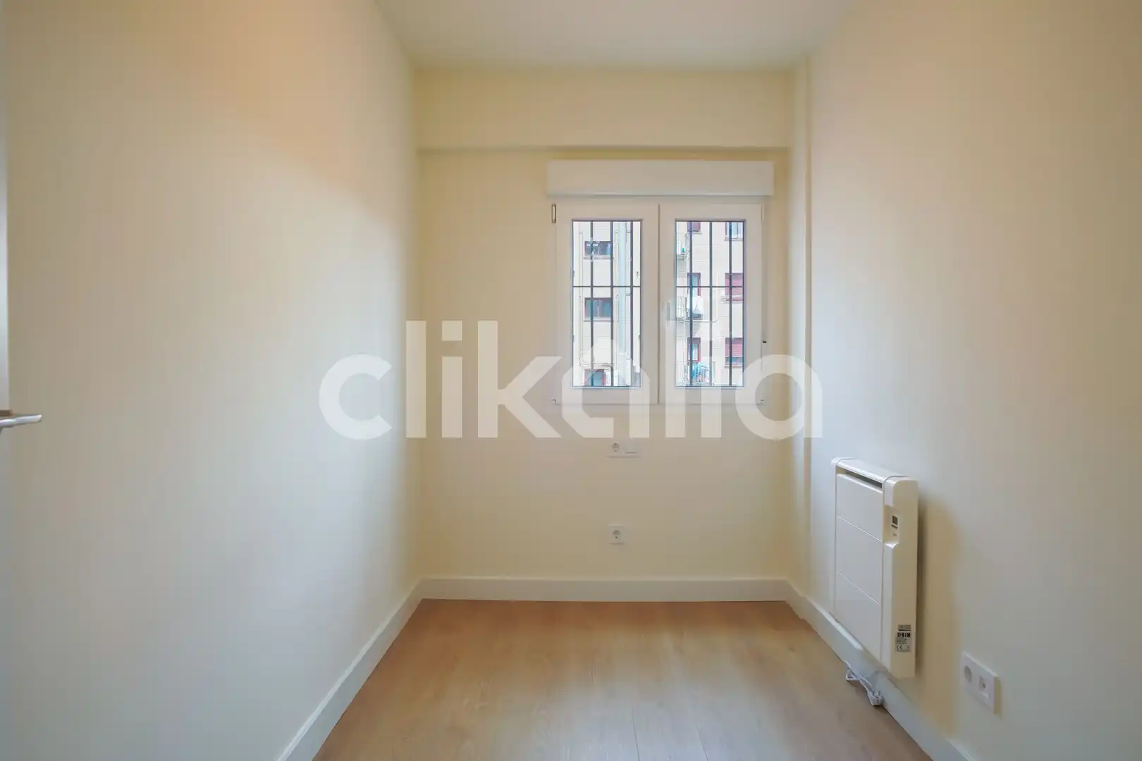 Bedroom of Flat for sale in Madrid  with Air Conditioner, Heating and Terrace