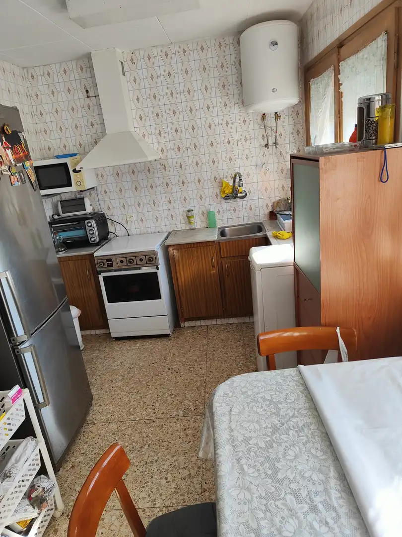 Cuina de Casa adosada en venda en Castelló de Farfanya amb Calefacció i Terrassa