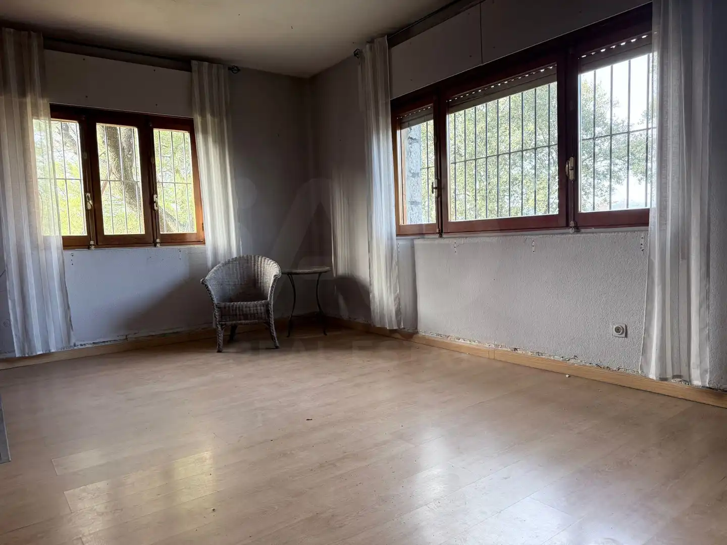 Sala d'estar de Casa o xalet en venda en Galapagar amb Calefacció i Terrassa