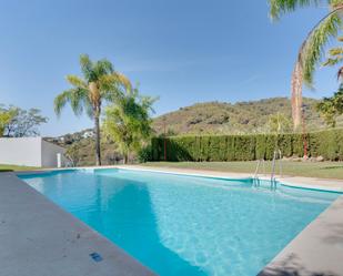 Swimming pool of Single-family semi-detached for sale in Estepona  with Air Conditioner, Heating and Terrace