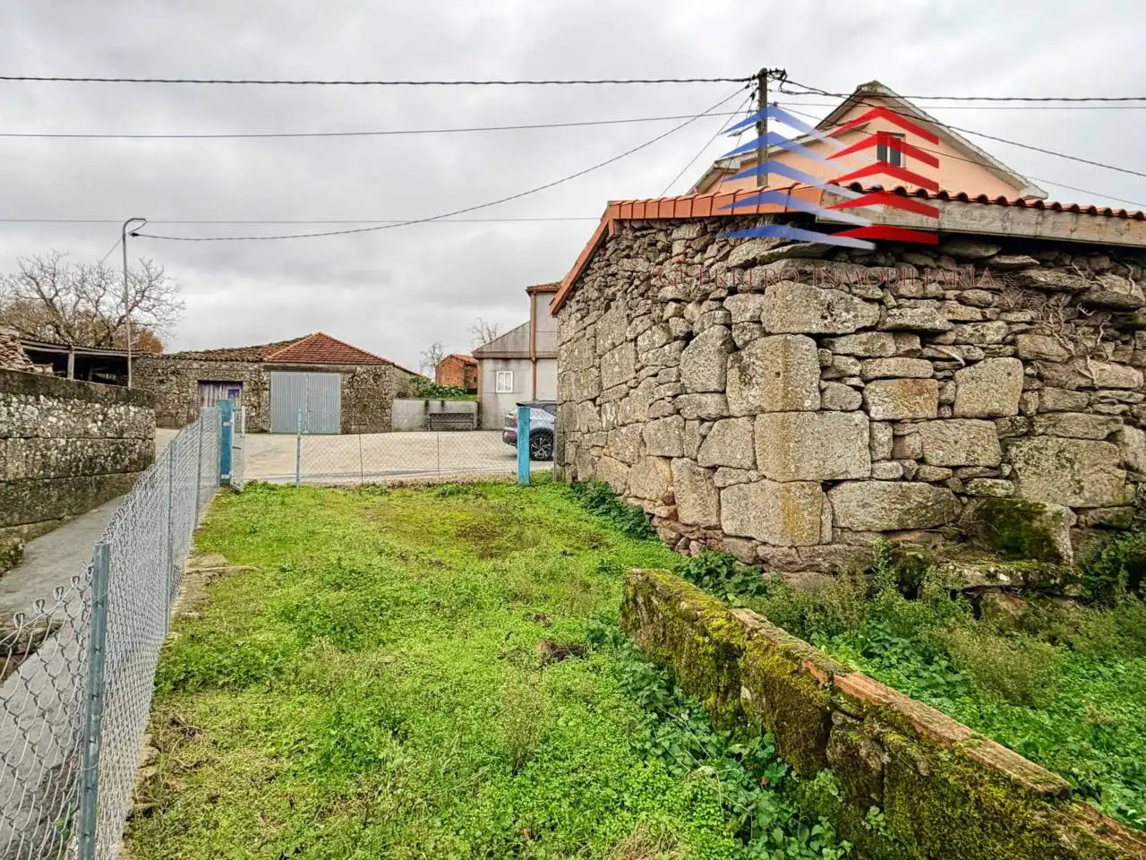 Casa o chalet en venta en A Bola  con Jardín privado, Trastero y Balcón