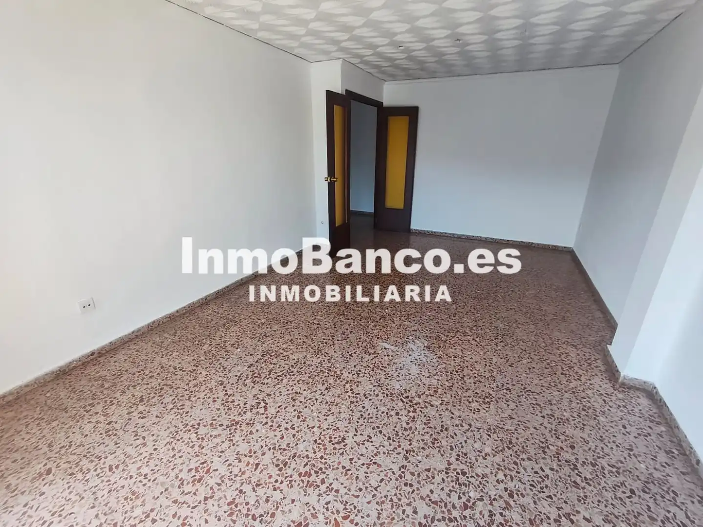 Flat with terrace for sale in Carrer del Poeta Llorente 25, imagen 3