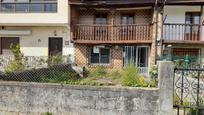 Vista exterior de Casa o xalet en venda en Los Corrales de Buelna  amb Terrassa