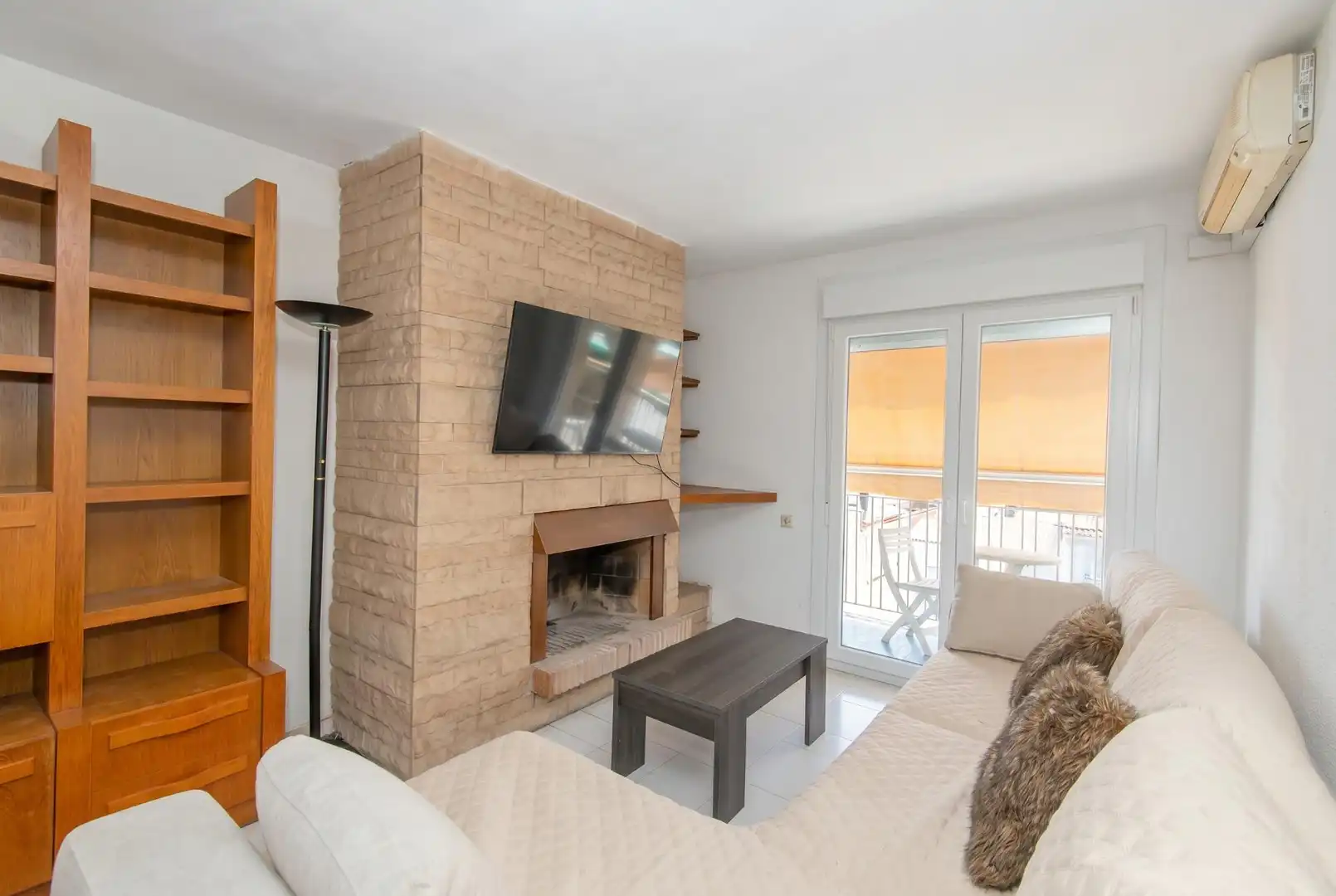 Sala de estar de Piso en venta en Girona con Aire acondicionado, Calefacción y Balcón