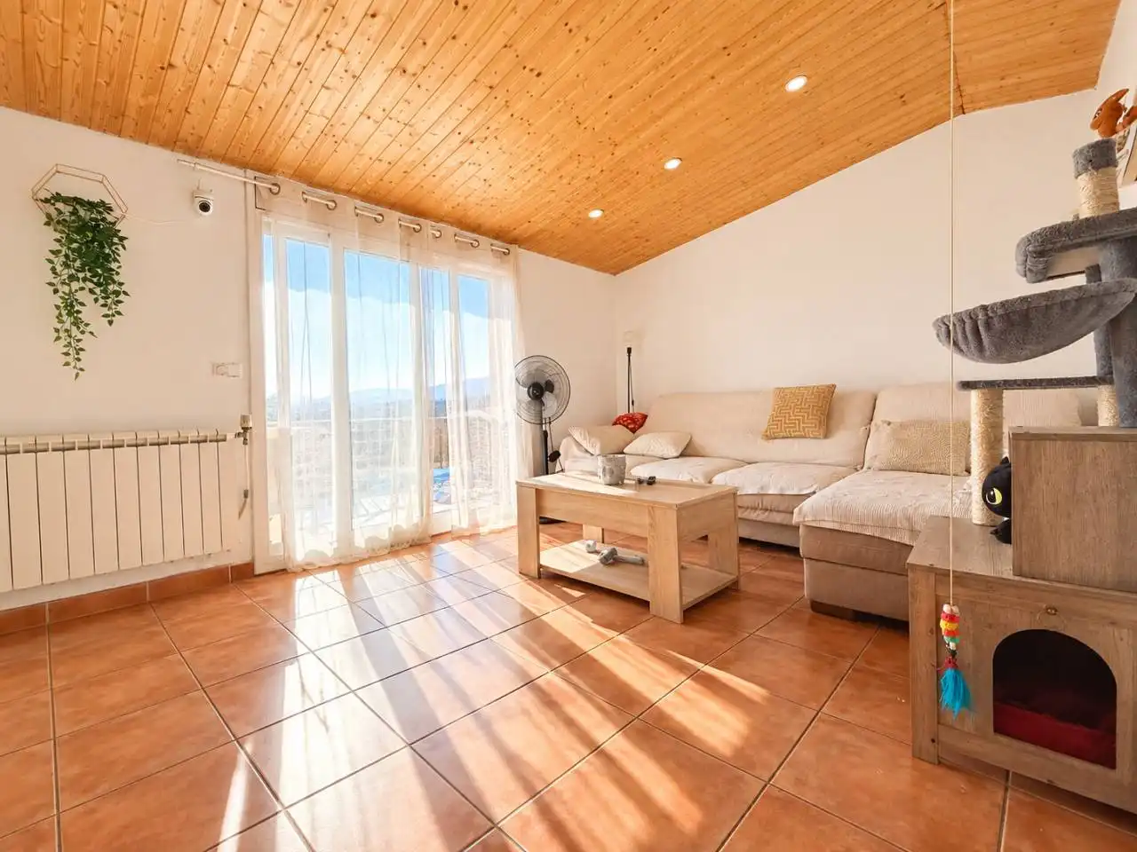 Sala de estar de Casa o chalet en venta en Riells i Viabrea con Aire acondicionado, Jardín privado y Terraza