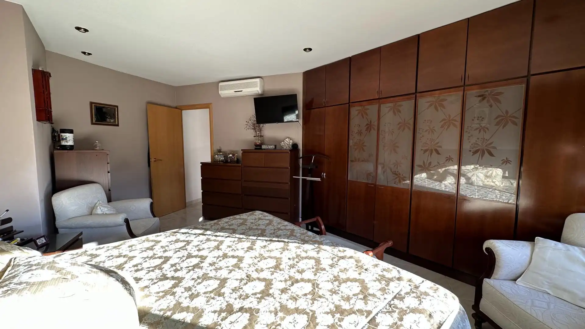 Habitación de Casa adosada en venta en Sant Celoni con Calefacción, Jardín privado y Terraza