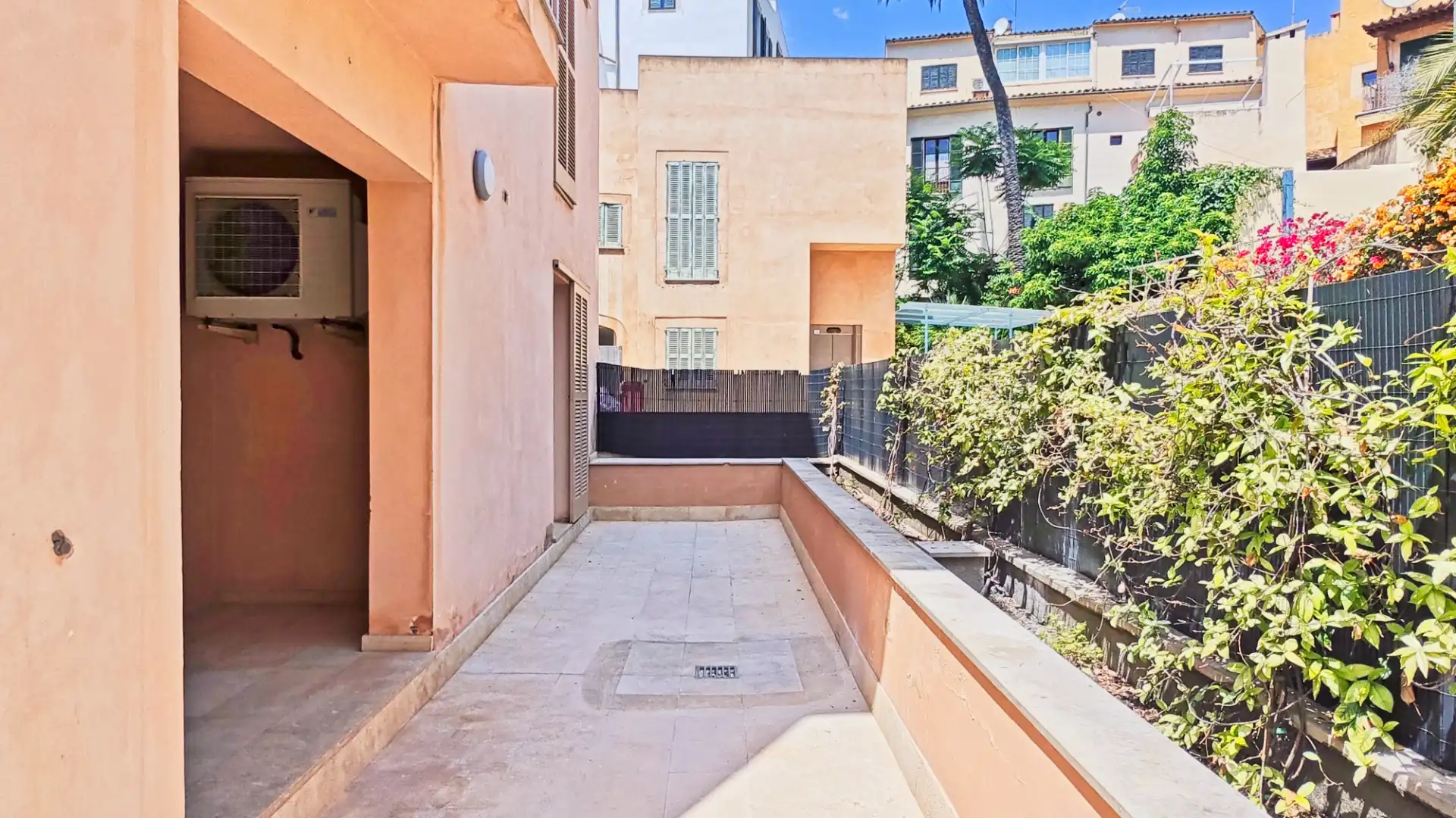 Terrasse von Erdgeschoss zur Miete in  Palma de Mallorca mit Klimaanlage, Heizung und Parkett
