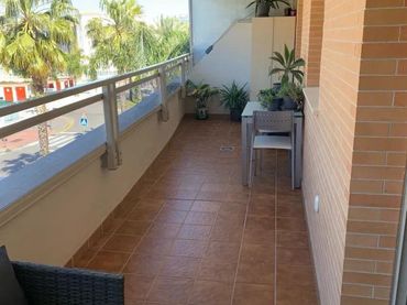 Apartament amb balcó en venda a La Colina