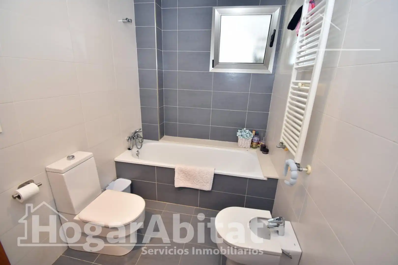 Bathroom of Detached homes for sale in Burriana / Borriana  with Air Conditioner, Heating and Private garden