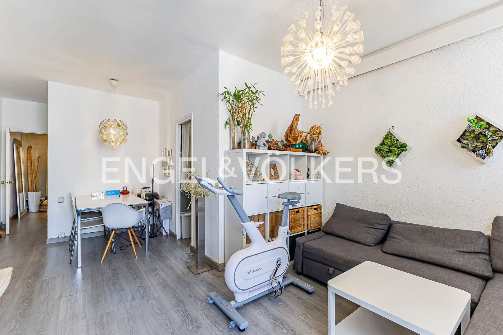 Sala de estar de Piso en venta en Barcelona con Aire acondicionado, Calefacción y Parquet