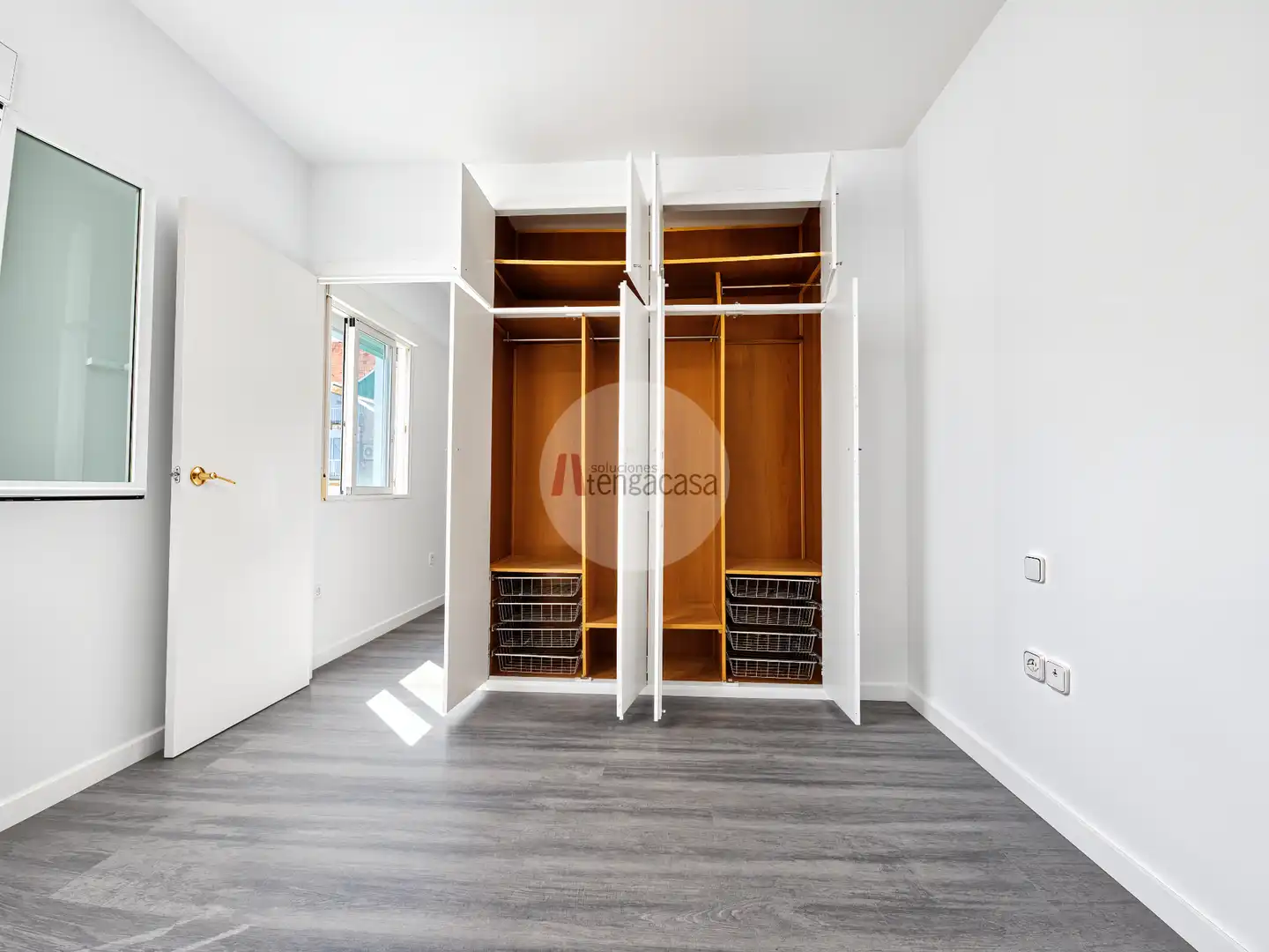 Bedroom of Flat for rent in Madrid  with Heating, Terrace and Washing machine