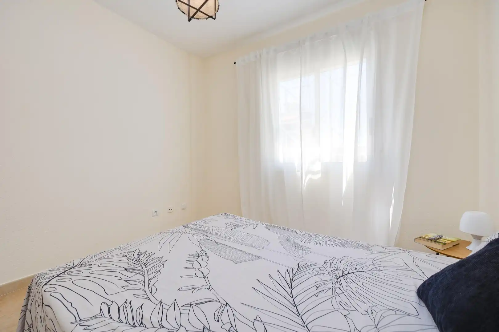Habitación de Casa o chalet en venta en Torrevieja con Jardín privado, Terraza y Piscina comunitaria