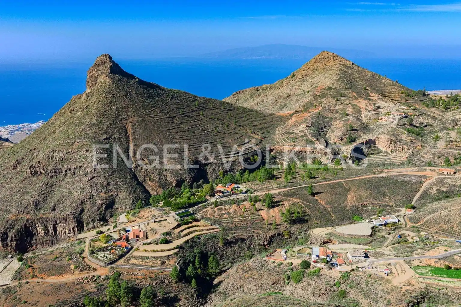 Exterior view of Houses for sale in Vilaflor de Chasna  with Terrace and Furnished